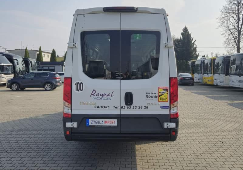Iveco A60C15 / SPROWADZONE / EURO 6 / 39 000 KM - Minibus, Putnički kombi: slika 5 Iveco A60C15 / SPROWADZONE / EURO 6 / 39 000 KM - Minibus, Putnički kombi: slika 5