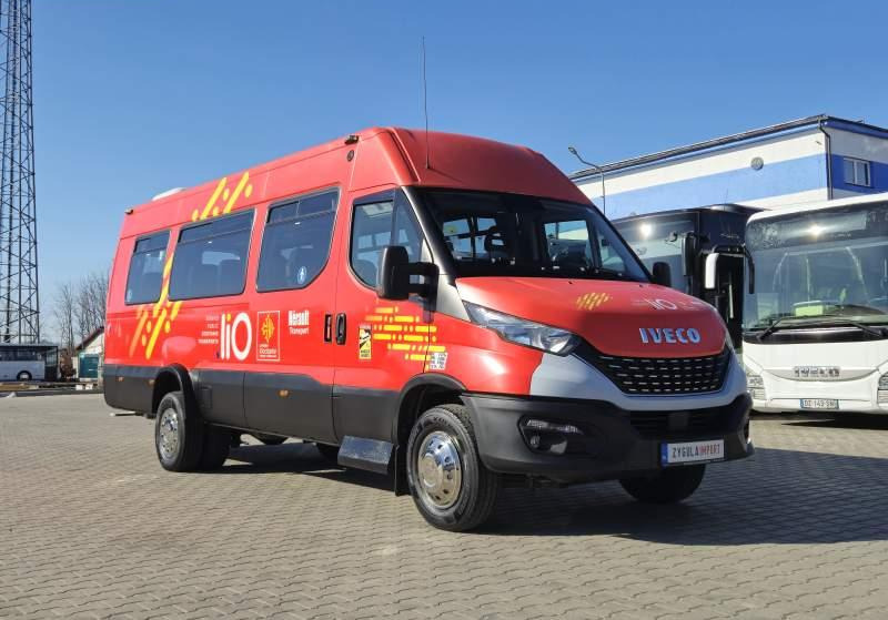 Iveco DAILY 65C18/SPROWADZONE/23 MIEJSCA/KLIM/WINDA - Minibus, Putnički kombi: slika 4 Iveco DAILY 65C18/SPROWADZONE/23 MIEJSCA/KLIM/WINDA - Minibus, Putnički kombi: slika 4