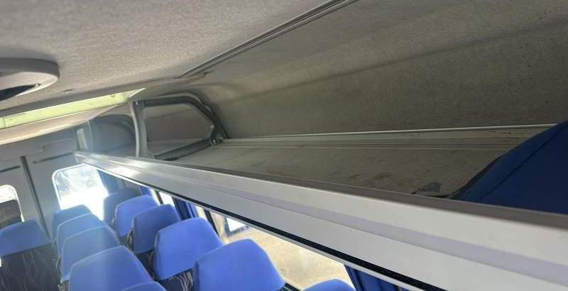 Iveco DAILY/ SPROWADZONE / 2X KLIMA / TV / 108 000 KM - Minibus, Putnički kombi: slika 3 Iveco DAILY/ SPROWADZONE / 2X KLIMA / TV / 108 000 KM - Minibus, Putnički kombi: slika 3