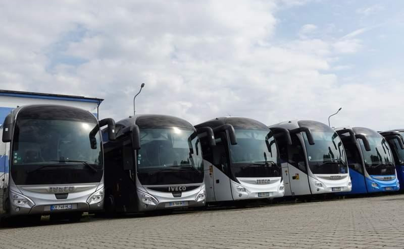 Iveco MAGELYS / SPROWADZONE / 12.80 M / 12.20 M / EURO 6 - Turistički autobus: slika 2 Iveco MAGELYS / SPROWADZONE / 12.80 M / 12.20 M / EURO 6 - Turistički autobus: slika 2