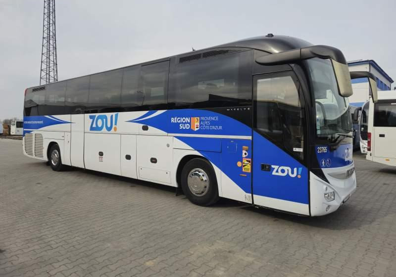 Iveco MAGELYS / SPROWADZONY / WINDA / EURO 6 - Turistički autobus: slika 2 Iveco MAGELYS / SPROWADZONY / WINDA / EURO 6 - Turistički autobus: slika 2