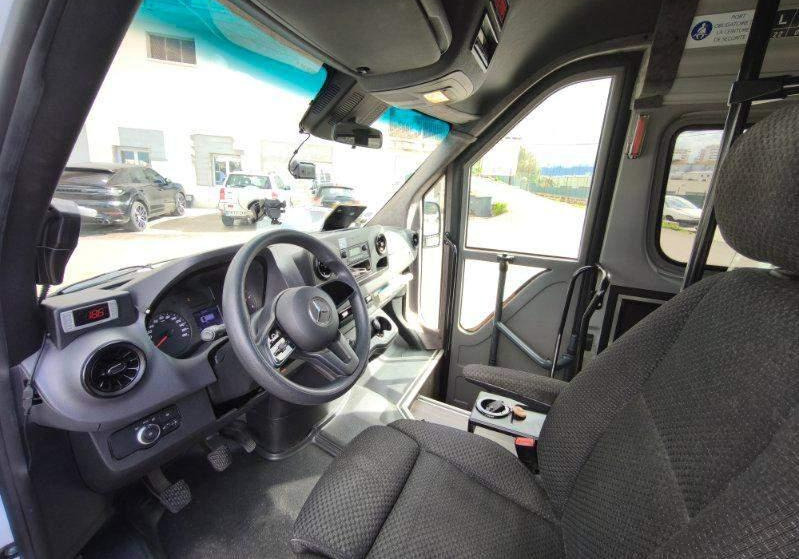 Mercedes-Benz SPRINTER/ 24 MIEJSCA + STOJĄCE/ 67 000 KM - Prigradski autobus: slika 4 Mercedes-Benz SPRINTER/ 24 MIEJSCA + STOJĄCE/ 67 000 KM - Prigradski autobus: slika 4