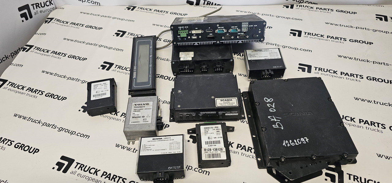 Volvo VOLVO, SCANIA BUS electronic FMS GW, switching converter, vip2000 STD Node2 unit, vbox 3600 c1 Multiq, Thoreb LCD 11085A, 1449519, 20890176, 20890176-P02, B12B 138126, 10R-31706, 70329277, 14390, 1449 - Upravljačka jedinica: slika 2 Volvo VOLVO, SCANIA BUS electronic FMS GW, switching converter, vip2000 STD Node2 unit, vbox 3600 c1 Multiq, Thoreb LCD 11085A, 1449519, 20890176, 20890176-P02, B12B 138126, 10R-31706, 70329277, 14390, 1449 - Upravljačka jedinica: slika 2