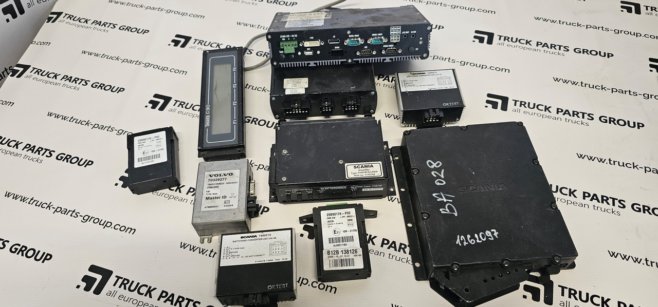 Volvo VOLVO, SCANIA BUS electronic FMS GW, switching converter, vip2000 STD Node2 unit, vbox 3600 c1 Multiq, Thoreb LCD 11085A, 1449519, 20890176, 20890176-P02, B12B 138126, 10R-31706, 70329277, 14390, 1449 - Upravljačka jedinica: slika 1 Volvo VOLVO, SCANIA BUS electronic FMS GW, switching converter, vip2000 STD Node2 unit, vbox 3600 c1 Multiq, Thoreb LCD 11085A, 1449519, 20890176, 20890176-P02, B12B 138126, 10R-31706, 70329277, 14390, 1449 - Upravljačka jedinica: slika 1