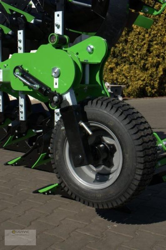 BOMET Drehpflug U064/2 4 Schar 0,30-0,38-0,45m Körperbreite - Plug: slika 4 BOMET Drehpflug U064/2 4 Schar 0,30-0,38-0,45m Körperbreite - Plug: slika 4