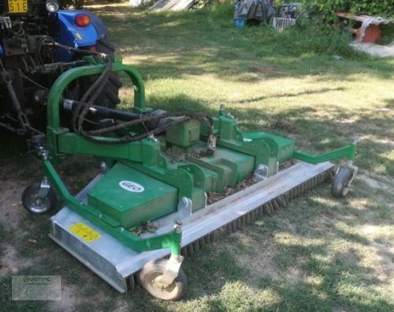 Vemac Sichelmähwerk Mähwerk Mulcher Sichelmulcher Rasenmäher Mäher DM3 210cm - Kosačica: slika 2 Vemac Sichelmähwerk Mähwerk Mulcher Sichelmulcher Rasenmäher Mäher DM3 210cm - Kosačica: slika 2