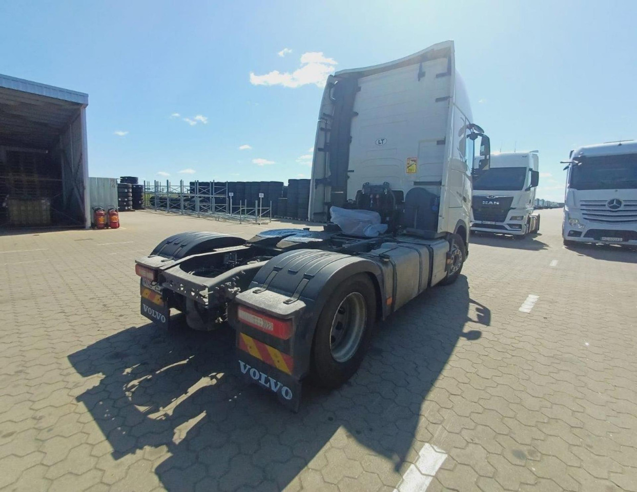 2023 Volvo FH 460 Globetrotter XL i-Save - Tegljač: slika 4 2023 Volvo FH 460 Globetrotter XL i-Save - Tegljač: slika 4