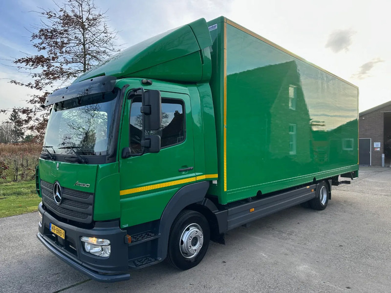 Mercedes-Benz Atego 1018 / NL TRUCK / AIRCO / BOX+LIFT+SIDE DOOR / AUTOMATIC - Kamion sa zatvorenim sandukom: slika 1 Mercedes-Benz Atego 1018 / NL TRUCK / AIRCO / BOX+LIFT+SIDE DOOR / AUTOMATIC - Kamion sa zatvorenim sandukom: slika 1