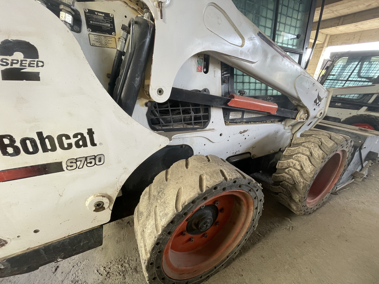Bobcat S750 - Mini utovarivač: slika 4 Bobcat S750 - Mini utovarivač: slika 4