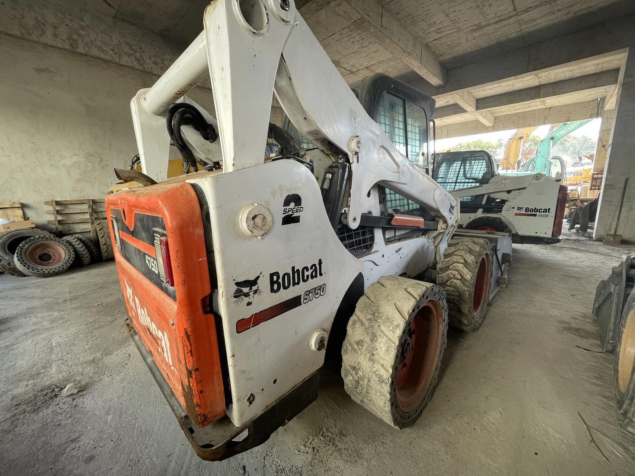 Bobcat S750 - Mini utovarivač: slika 2 Bobcat S750 - Mini utovarivač: slika 2