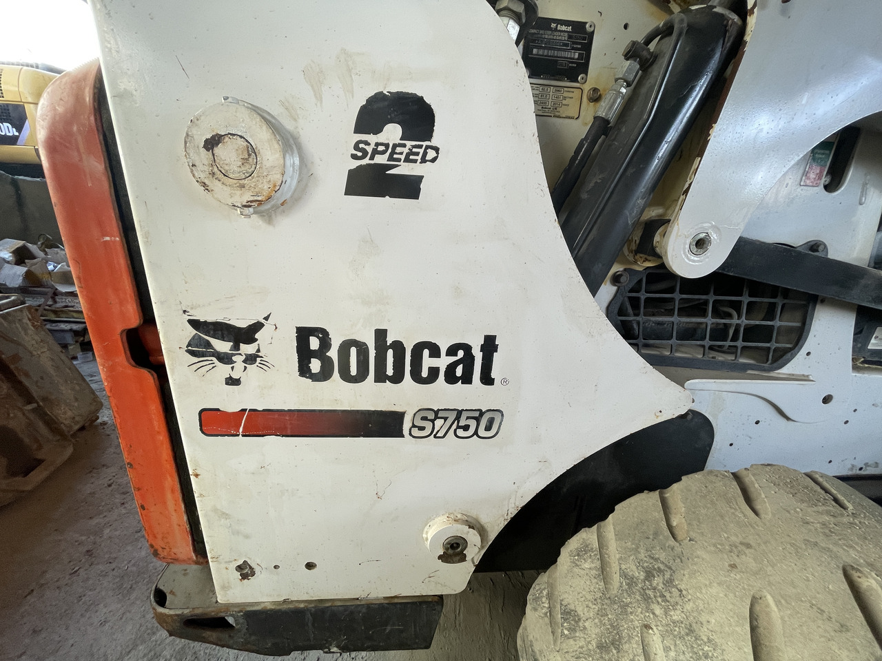 Bobcat S750 - Mini utovarivač: slika 5 Bobcat S750 - Mini utovarivač: slika 5