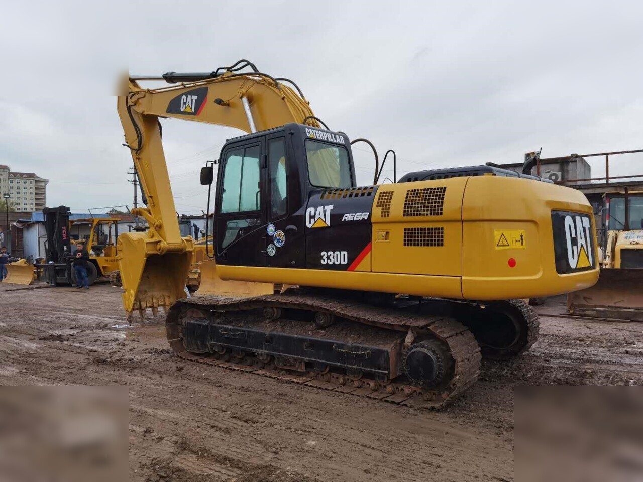 CATERPILLAR 330D - Bager guseničar: slika 1 CATERPILLAR 330D - Bager guseničar: slika 1