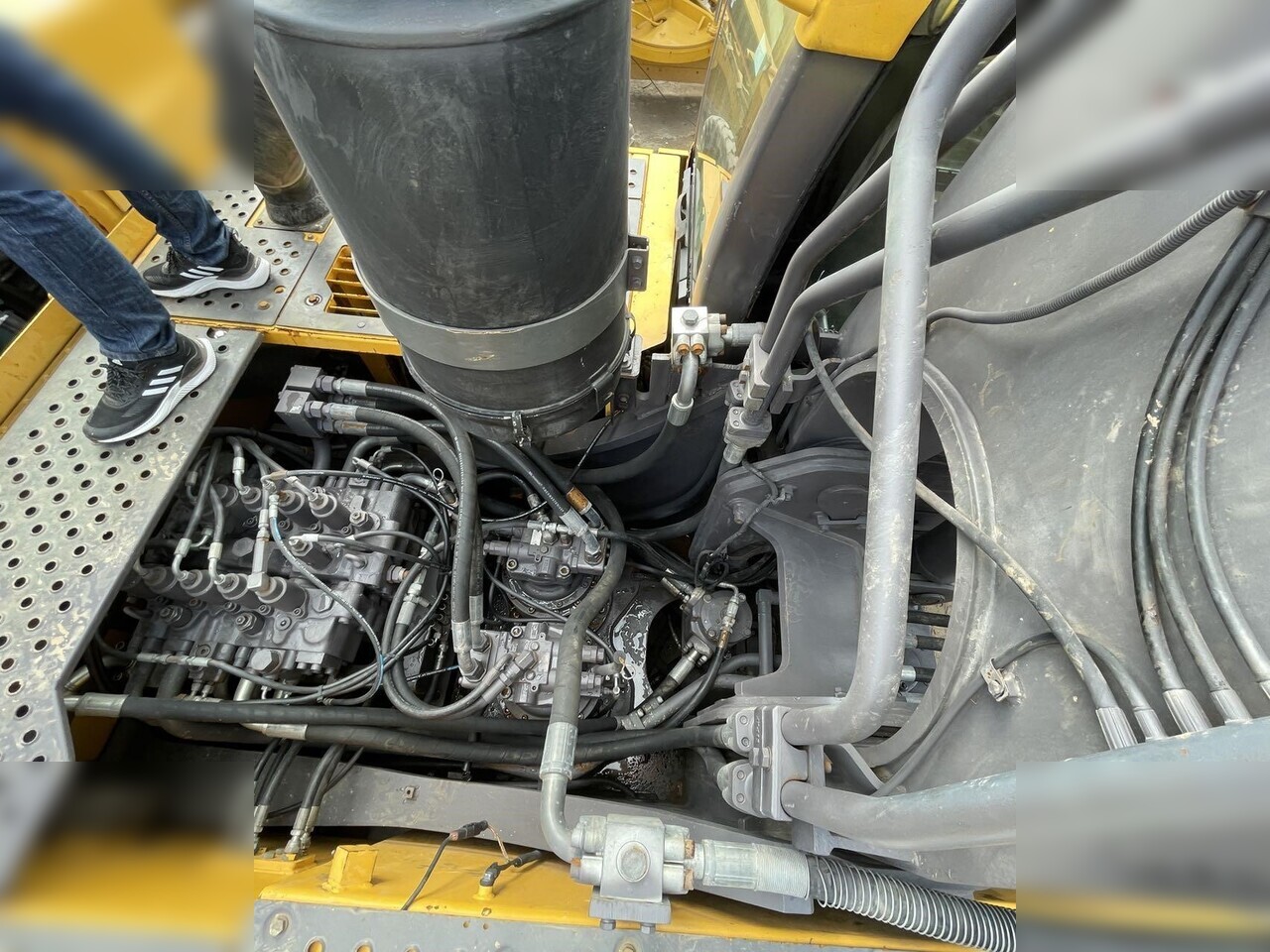 Bager guseničar VOLVO EC480DL: slika 8