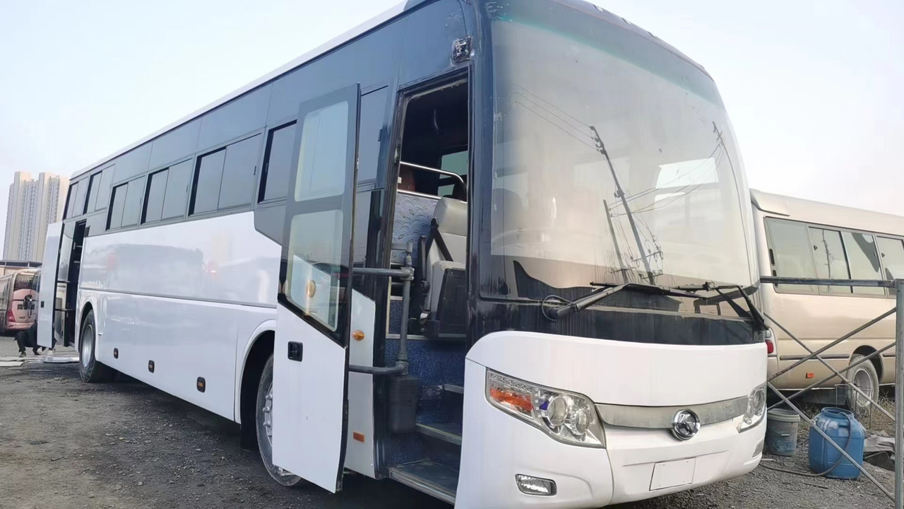 YUTONG - Turistički autobus: slika 1 YUTONG - Turistički autobus: slika 1