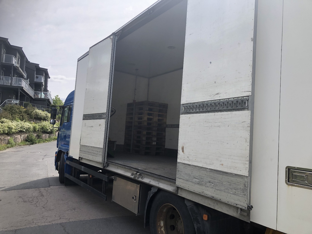 MAN TGM 18.240 - Kamion sa zatvorenim sandukom: slika 5 MAN TGM 18.240 - Kamion sa zatvorenim sandukom: slika 5