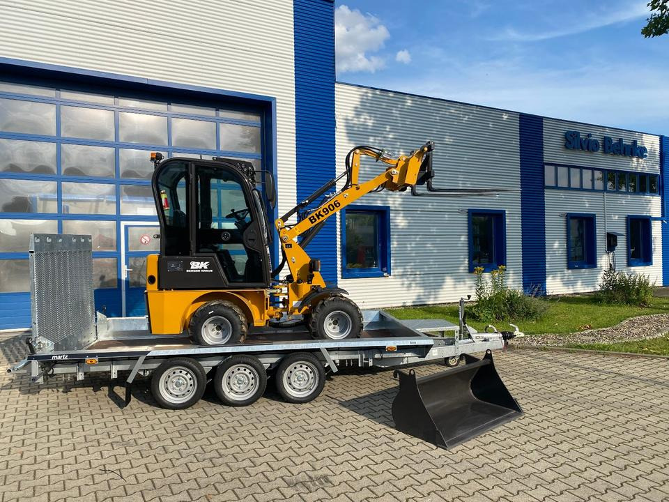 Radlader/Hoflader BK906 Kabine inkl. Tieflader und Gabel/Schaufelpaket *INKL.19% MWST*BERGER KRAUS*PERKINS*SOFORT!* - Zglobni utovarivač: slika 1 Radlader/Hoflader BK906 Kabine inkl. Tieflader und Gabel/Schaufelpaket *INKL.19% MWST*BERGER KRAUS*PERKINS*SOFORT!* - Zglobni utovarivač: slika 1