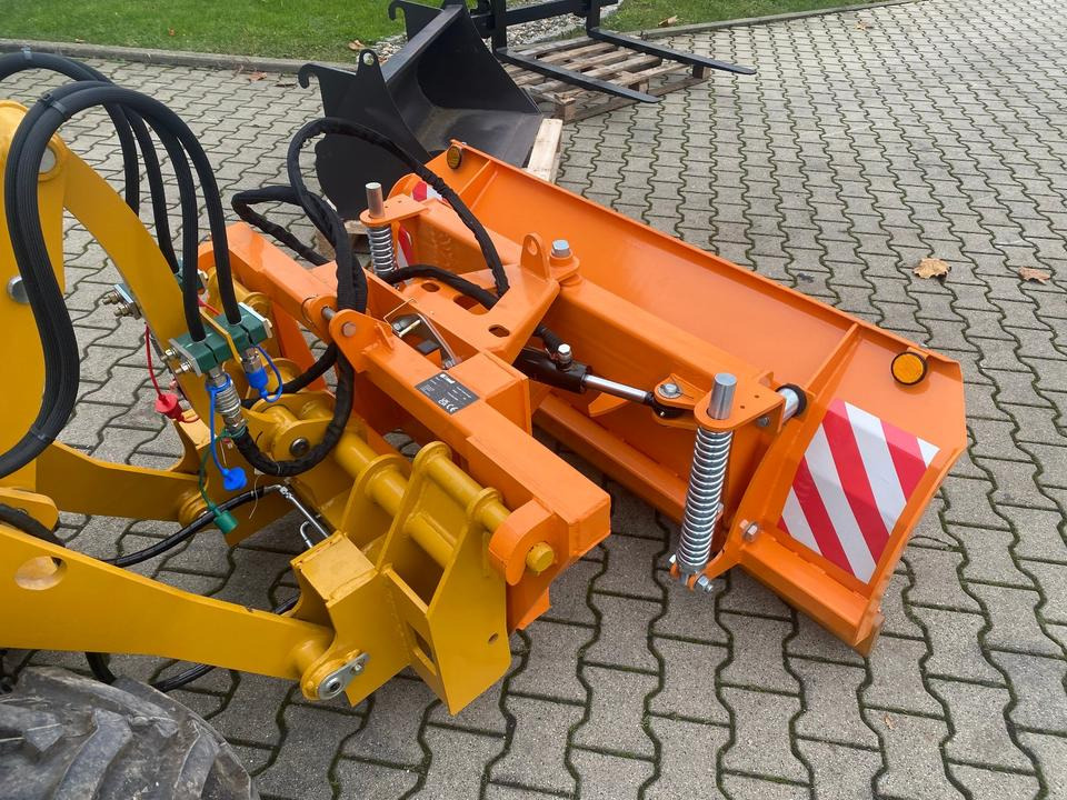 Zglobni utovarivač Radlader/Hoflader BK906 mit Kabine inkl. Winter-Komplettpaket *INKL.19% MWST.*BERGER KRAUS*PERKINS*EURO*SOFORT!*: slika 10 Zglobni utovarivač Radlader/Hoflader BK906 mit Kabine inkl. Winter-Komplettpaket *INKL.19% MWST.*BERGER KRAUS*PERKINS*EURO*SOFORT!*: slika 10