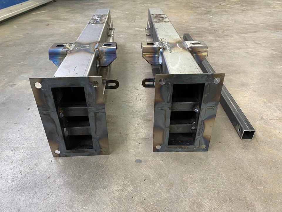 Rahmenverlängerung Mercedes Sprinter 907 Vormontiert und Grundiert - Rezervni deo: slika 3 Rahmenverlängerung Mercedes Sprinter 907 Vormontiert und Grundiert - Rezervni deo: slika 3