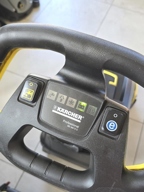 Mašina za pranje podova KARCHER BD 38/12 C: slika 7