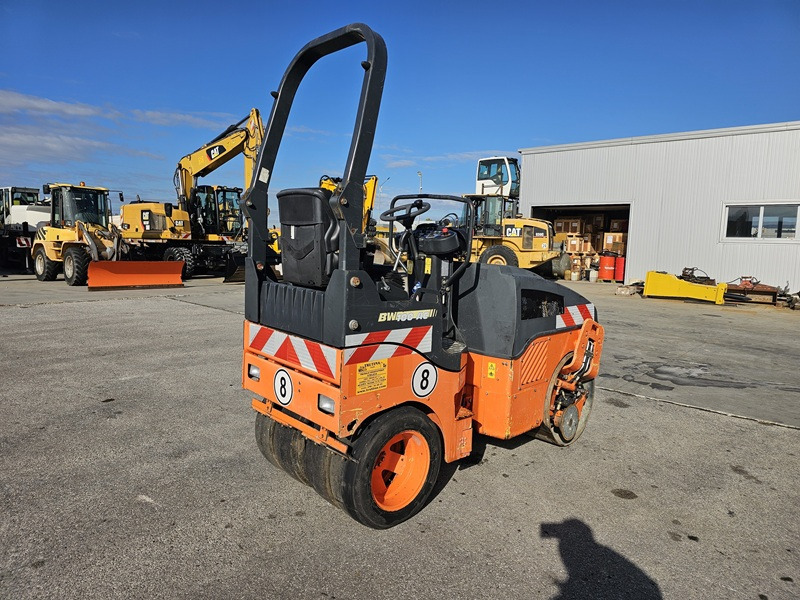 BOMAG BW100AC-4 - Kombinovani valjak: slika 3 BOMAG BW100AC-4 - Kombinovani valjak: slika 3