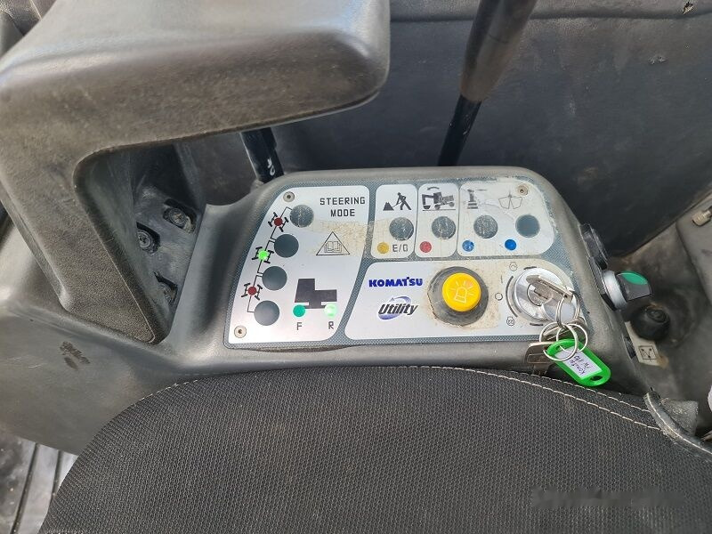 Bager točkaš Komatsu PW110: slika 13