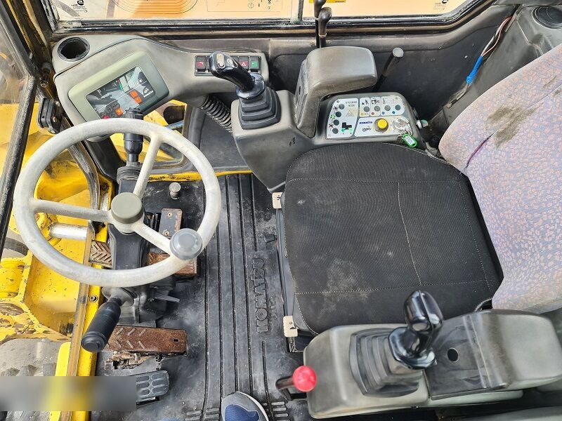 Bager točkaš Komatsu PW110: slika 11