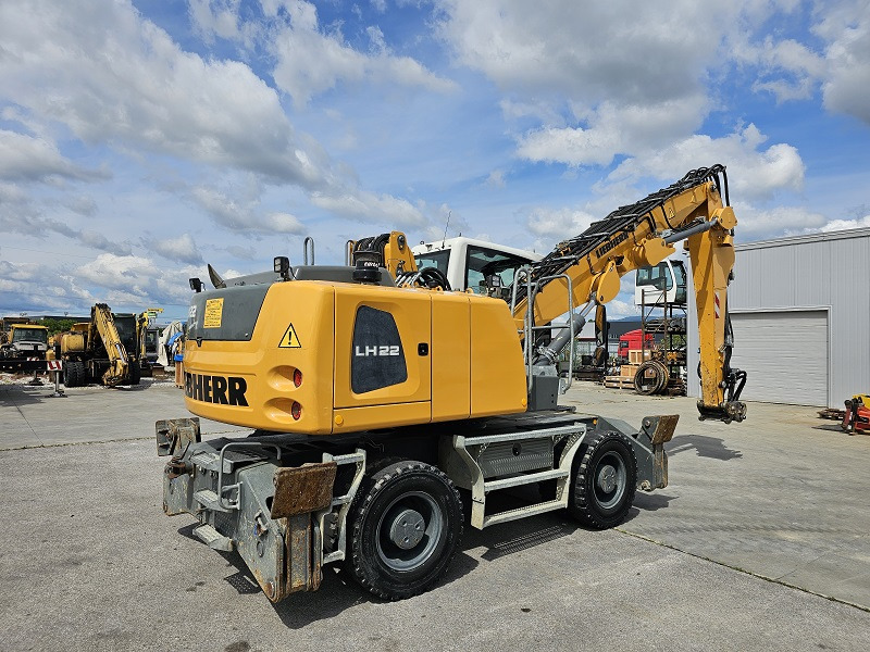 LIEBHERR LH22M - Bager za obradu otpada/ Industrije: slika 4 LIEBHERR LH22M - Bager za obradu otpada/ Industrije: slika 4