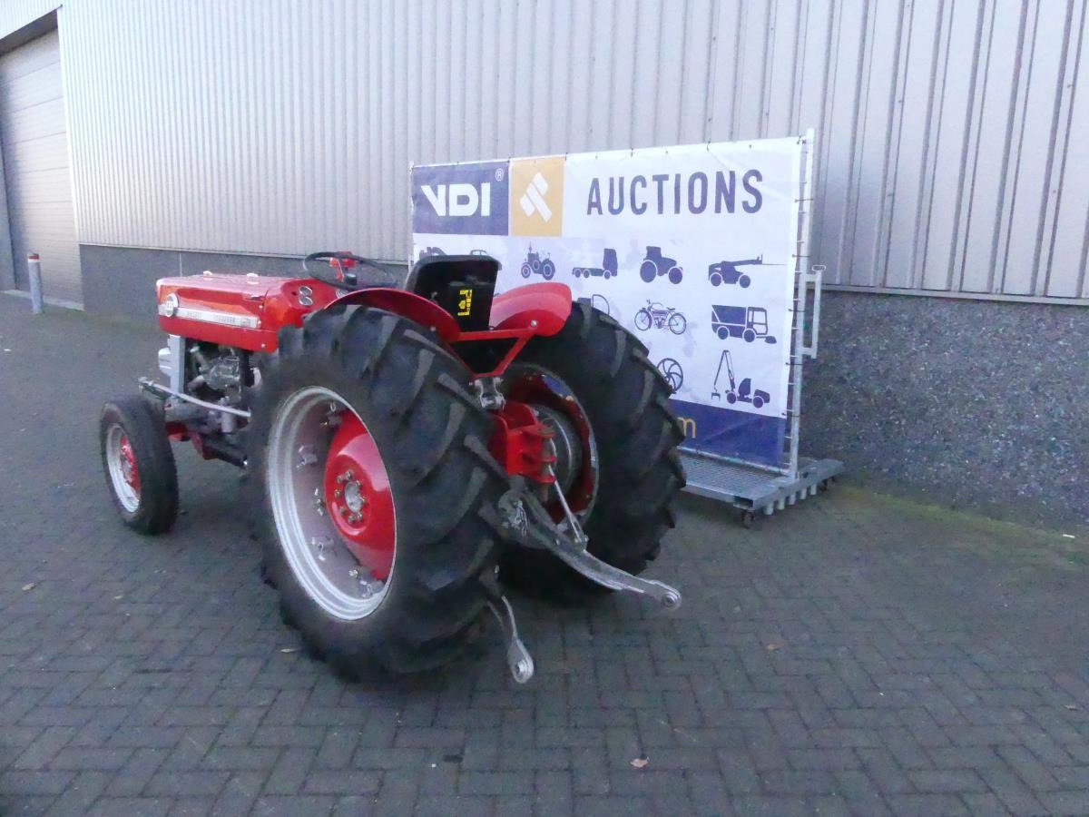 Massey-Ferguson 135 - Traktor: slika 5 Massey-Ferguson 135 - Traktor: slika 5