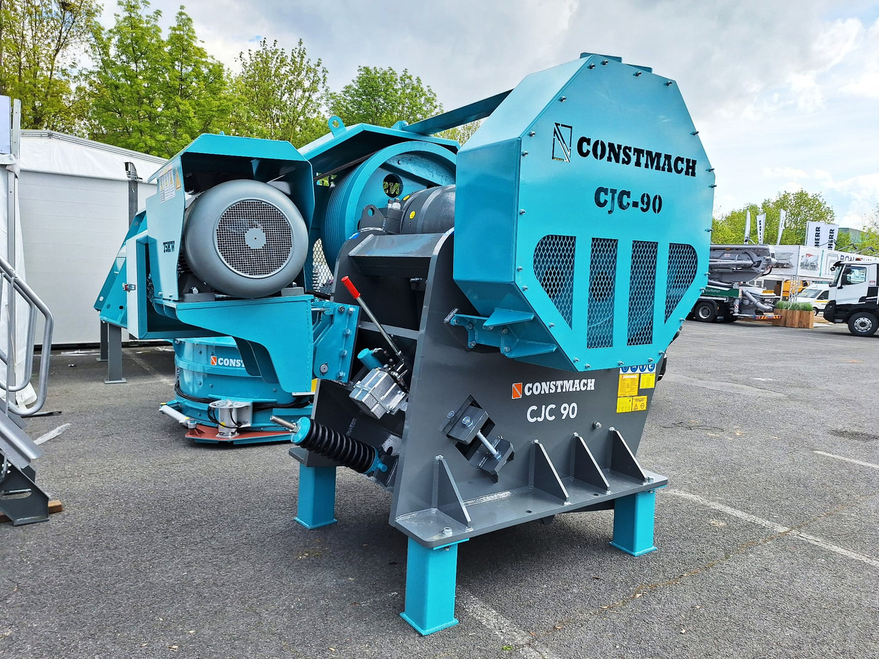Constmach Delivery Of 60-110 Tph Jaw Crushers In Stock - Čeljusna drobilica: slika 5 Constmach Delivery Of 60-110 Tph Jaw Crushers In Stock - Čeljusna drobilica: slika 5