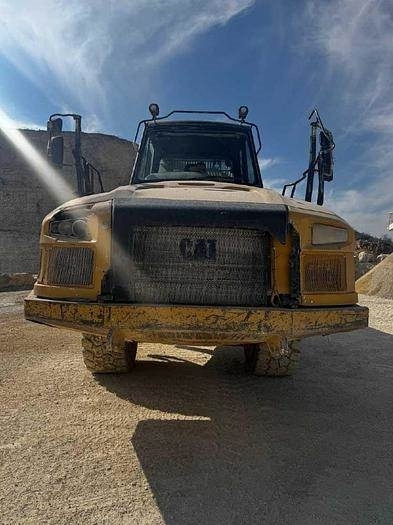 CAT 730C2 - Zglobni kiper: slika 3 CAT 730C2 - Zglobni kiper: slika 3