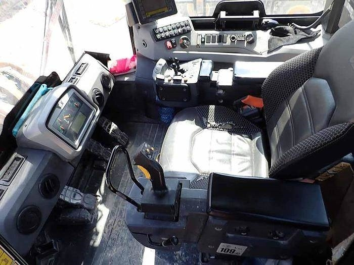 Utovarivač točkaš CAT 988K: slika 18 Utovarivač točkaš CAT 988K: slika 18