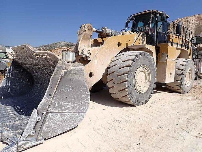 CAT 988K - Utovarivač točkaš: slika 1 CAT 988K - Utovarivač točkaš: slika 1