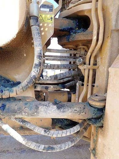 Utovarivač točkaš CAT 988K: slika 36 Utovarivač točkaš CAT 988K: slika 36