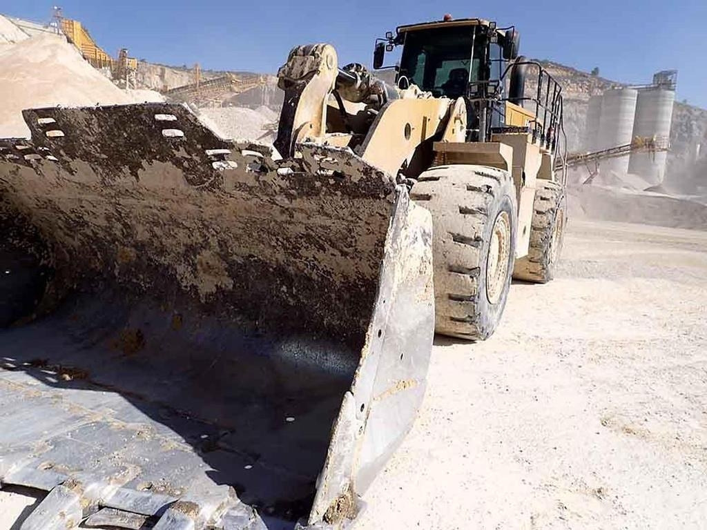 CAT 988K - Utovarivač točkaš: slika 2 CAT 988K - Utovarivač točkaš: slika 2