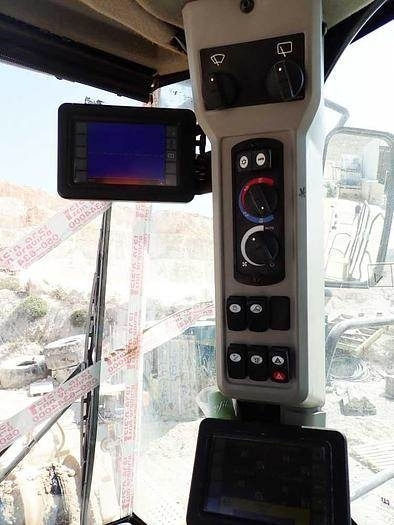 Utovarivač točkaš CAT 988K: slika 20 Utovarivač točkaš CAT 988K: slika 20