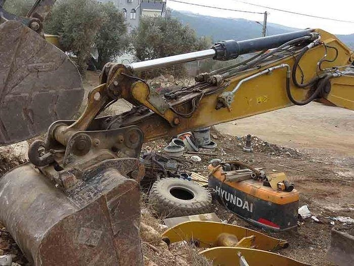 Bager točkaš CAT M320F: slika 11