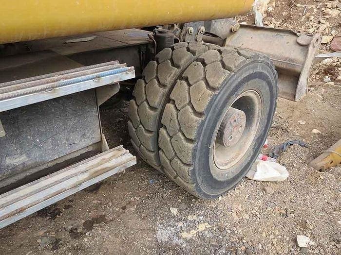 Bager točkaš CAT M320F: slika 16