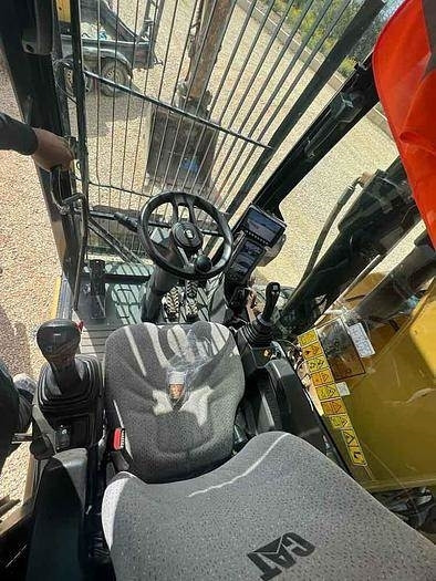 Bager točkaš CAT M320F: slika 8