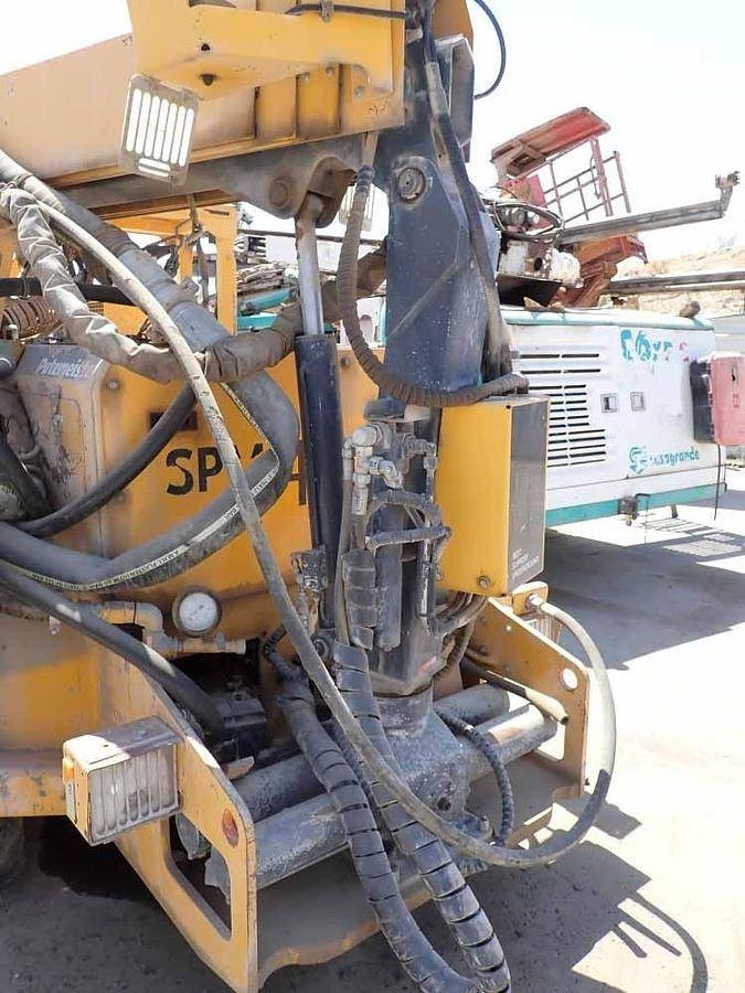 Putzmeister SPM4210 - Mašina za beton: slika 4 Putzmeister SPM4210 - Mašina za beton: slika 4