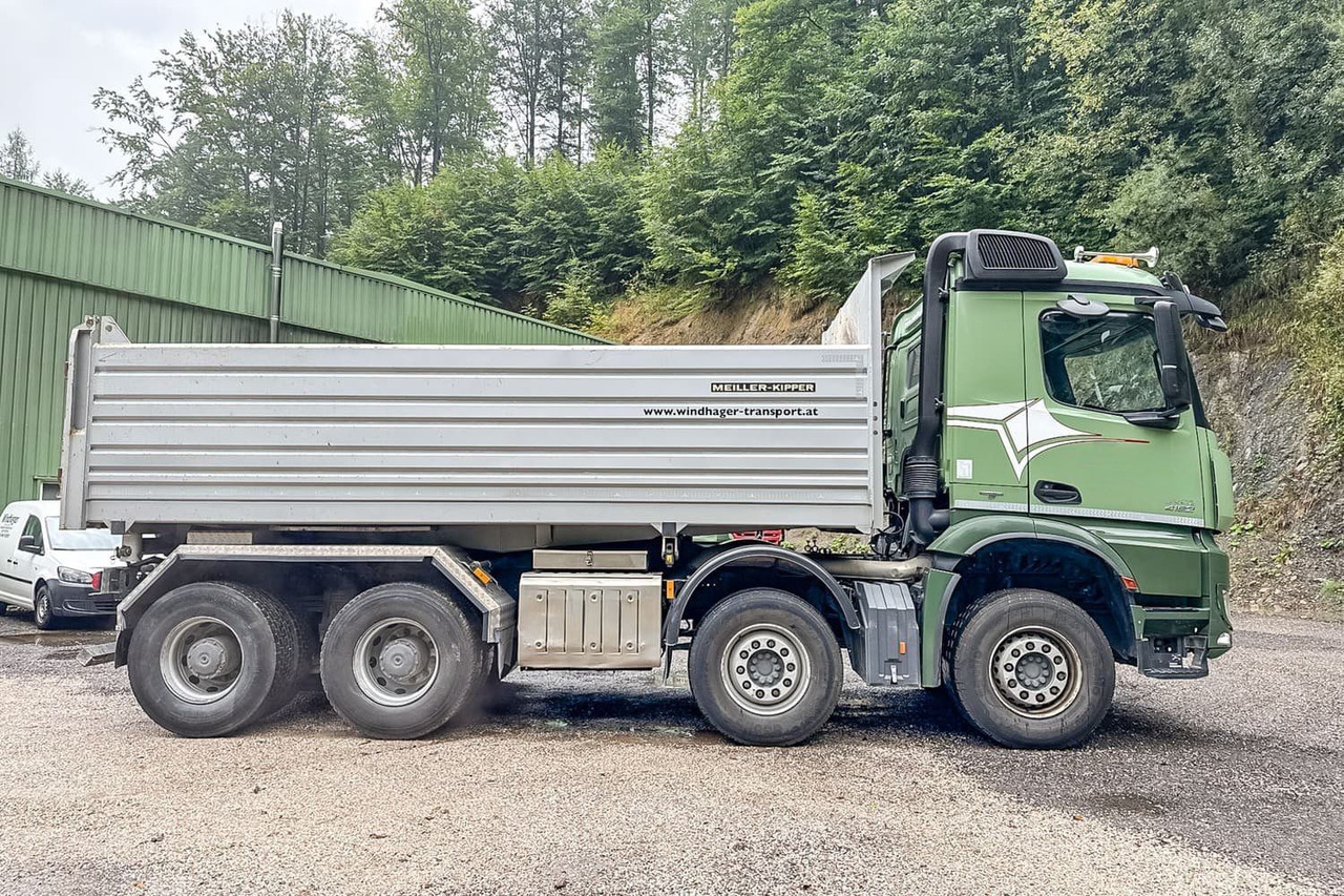 Mercedes-Benz Arocs 4152 - Istovarivač: slika 2 Mercedes-Benz Arocs 4152 - Istovarivač: slika 2