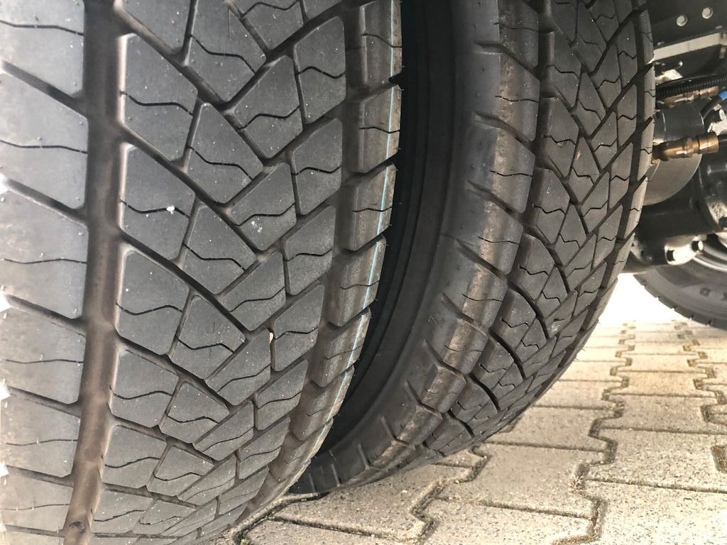 Kamion sa tovarnim sandukom Renault D 10.210 Klima*PTO*Motor Bremse*Blatt Federung: slika 14
