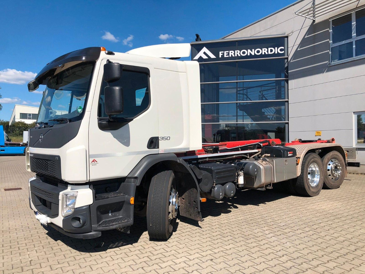 Volvo FE 350 6x2 Lenkachse*Alufelgen*HIAB*AHK*Klima - Kamion sa hidrauličnom kukom: slika 2 Volvo FE 350 6x2 Lenkachse*Alufelgen*HIAB*AHK*Klima - Kamion sa hidrauličnom kukom: slika 2