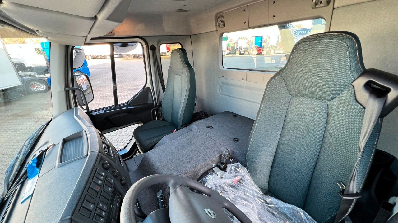 Kamion za utovaranje kontejnera Volvo FE320 Hyva TS2012*Klima*AHK*auch Miete: slika 18