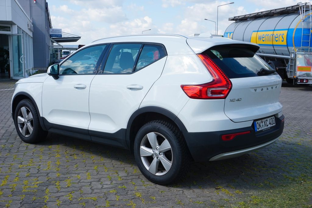 Volvo XC 40 T3 Momentum Pro 2WD - SUV: slika 4 Volvo XC 40 T3 Momentum Pro 2WD - SUV: slika 4