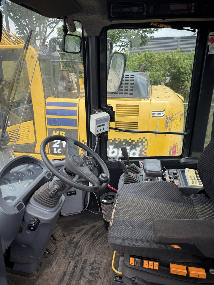 Utovarivač točkaš KOMATSU WA200PZ-6: slika 15