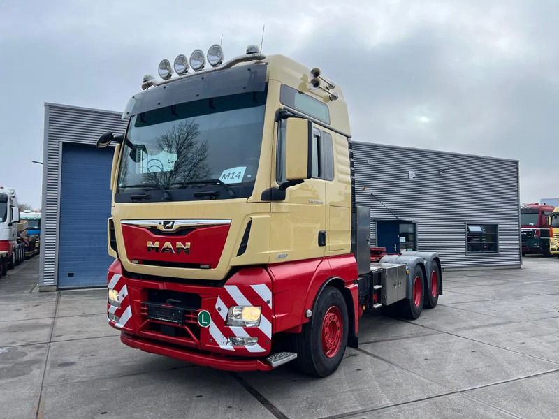 MAN TGX 33.640 6x4 BBS - Tegljač: slika 2 MAN TGX 33.640 6x4 BBS - Tegljač: slika 2