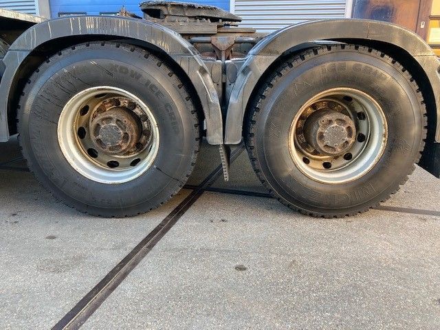 Volvo FH 16.750 8x4/4 - Tegljač: slika 4 Volvo FH 16.750 8x4/4 - Tegljač: slika 4