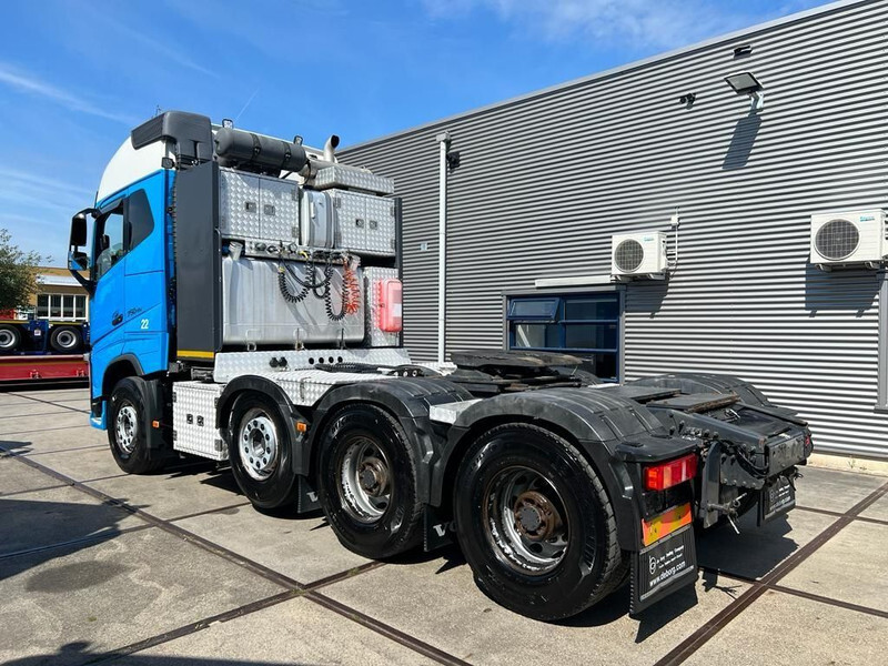 Volvo FH 16.750 8x4 Heavy Haulage Tractor - Tegljač: slika 2 Volvo FH 16.750 8x4 Heavy Haulage Tractor - Tegljač: slika 2