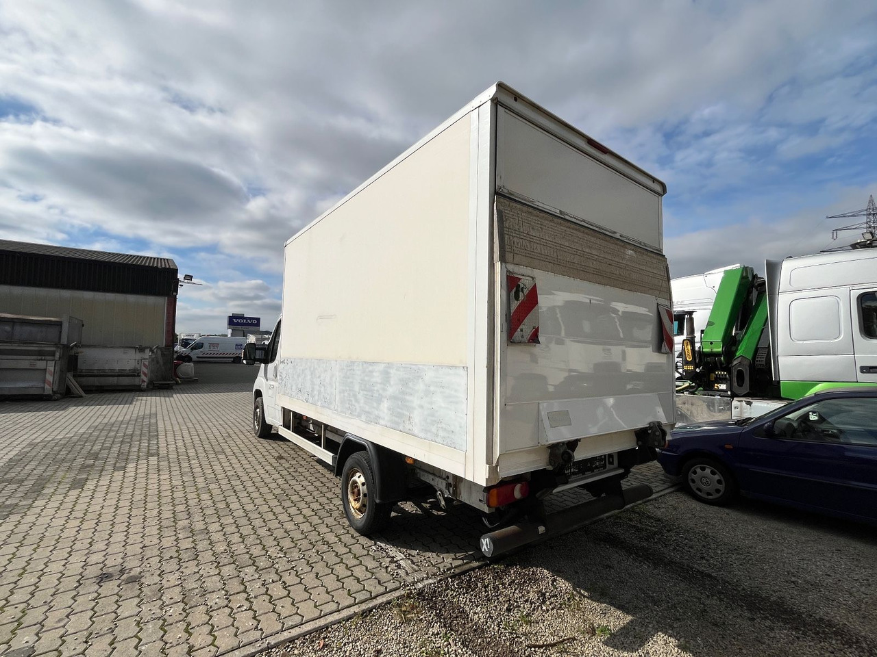 Citroën JUMPER KOFFER - Dostavno vozilo sa zatvorenim sandukom: slika 4 Citroën JUMPER KOFFER - Dostavno vozilo sa zatvorenim sandukom: slika 4