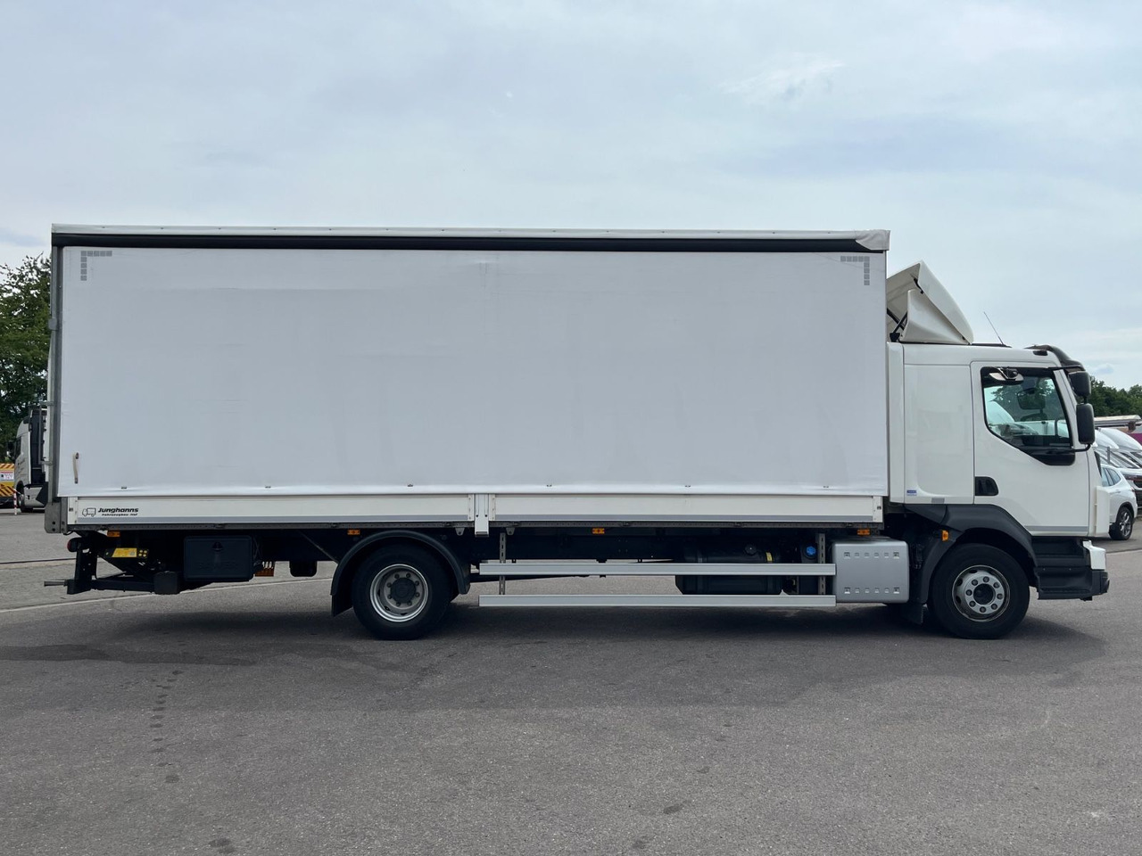 Volvo FL 14.245 Junghanns Schiebeplane LBW - Kamion sa ceradom: slika 4 Volvo FL 14.245 Junghanns Schiebeplane LBW - Kamion sa ceradom: slika 4